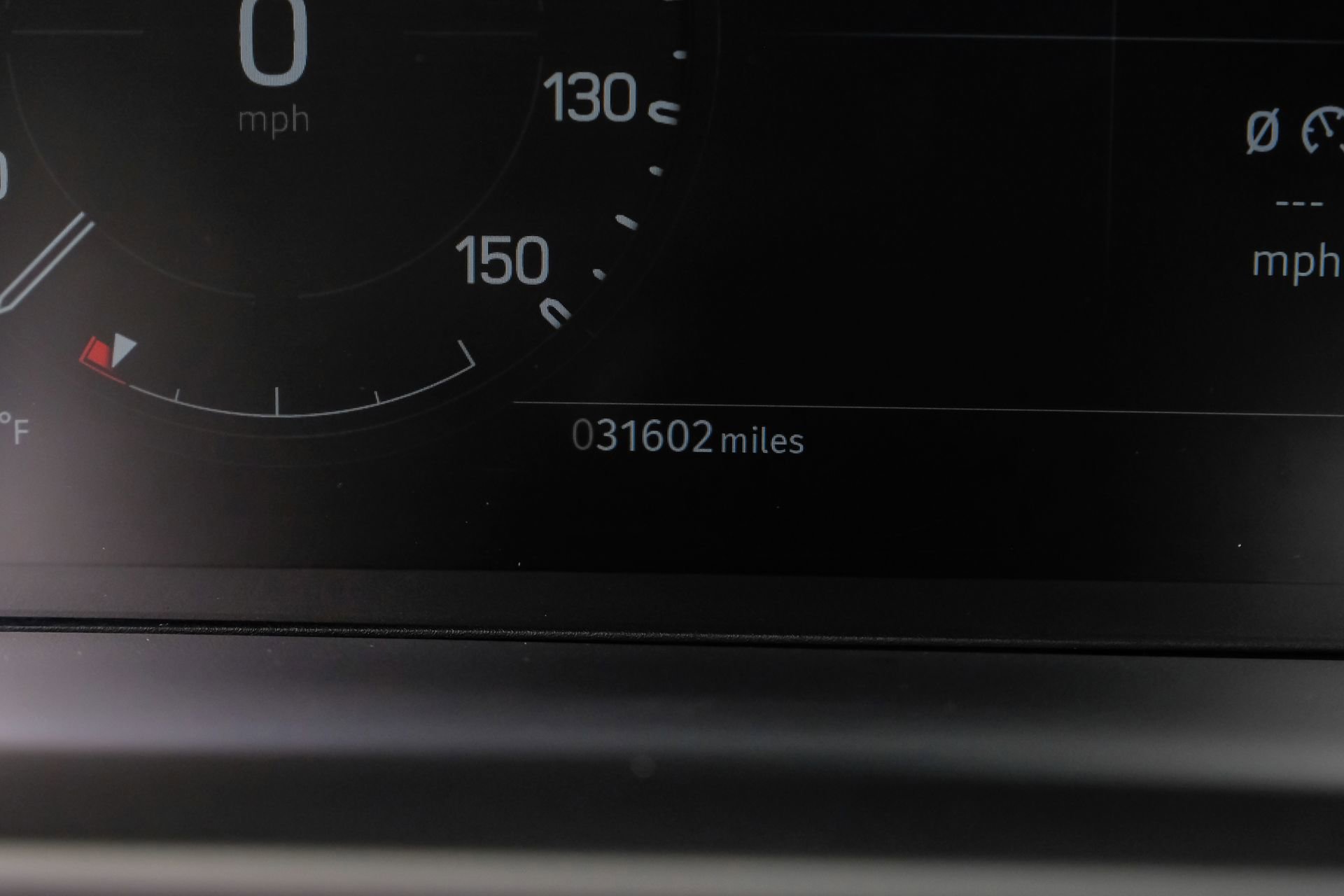 Used 2023 Land Rover Defender 110 SE AWD/4WD image 24