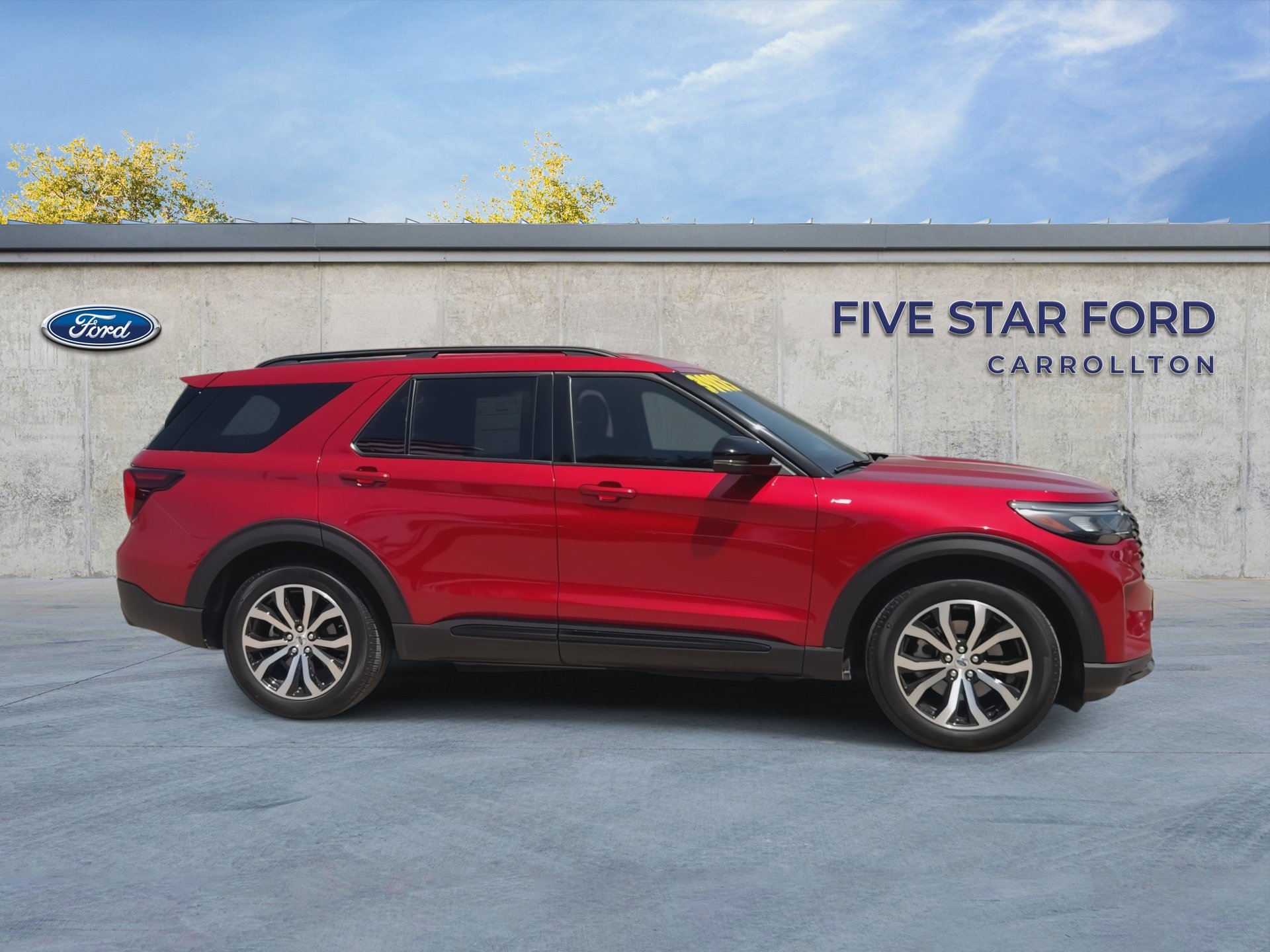 Certified 2025 Ford Explorer ST-Line w/ Premium Package RWD image 9