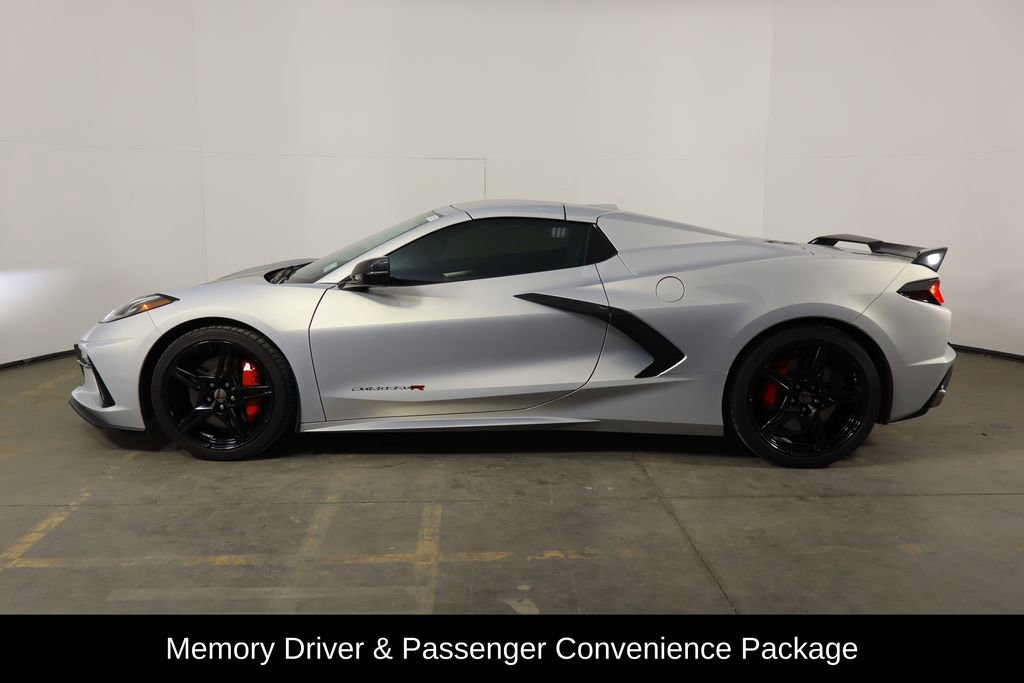 Used 2023 Chevrolet Corvette Stingray Premium Conv w/ Z51 Performance Package image 4
