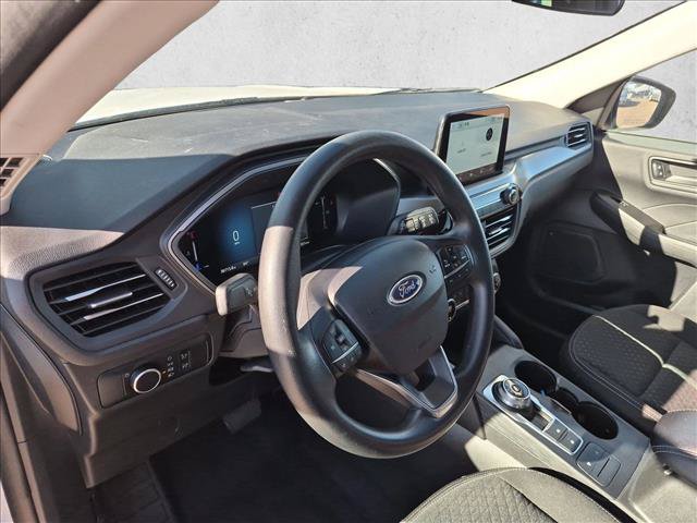 Used 2025 Ford Escape Active AWD/4WD image 10