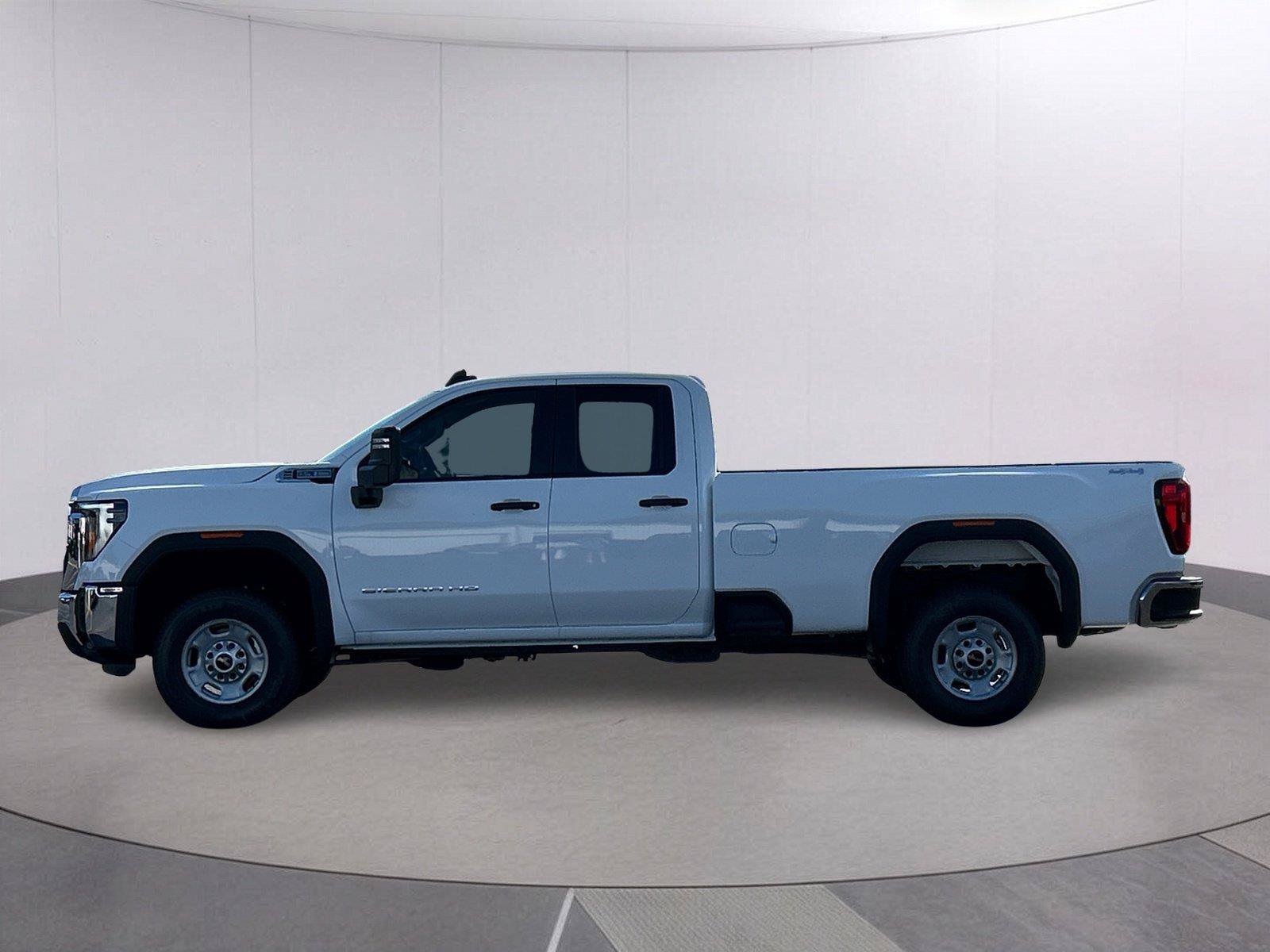 New 2026 GMC Sierra 2500 Pro w/ Convenience Package AWD/4WD image 2