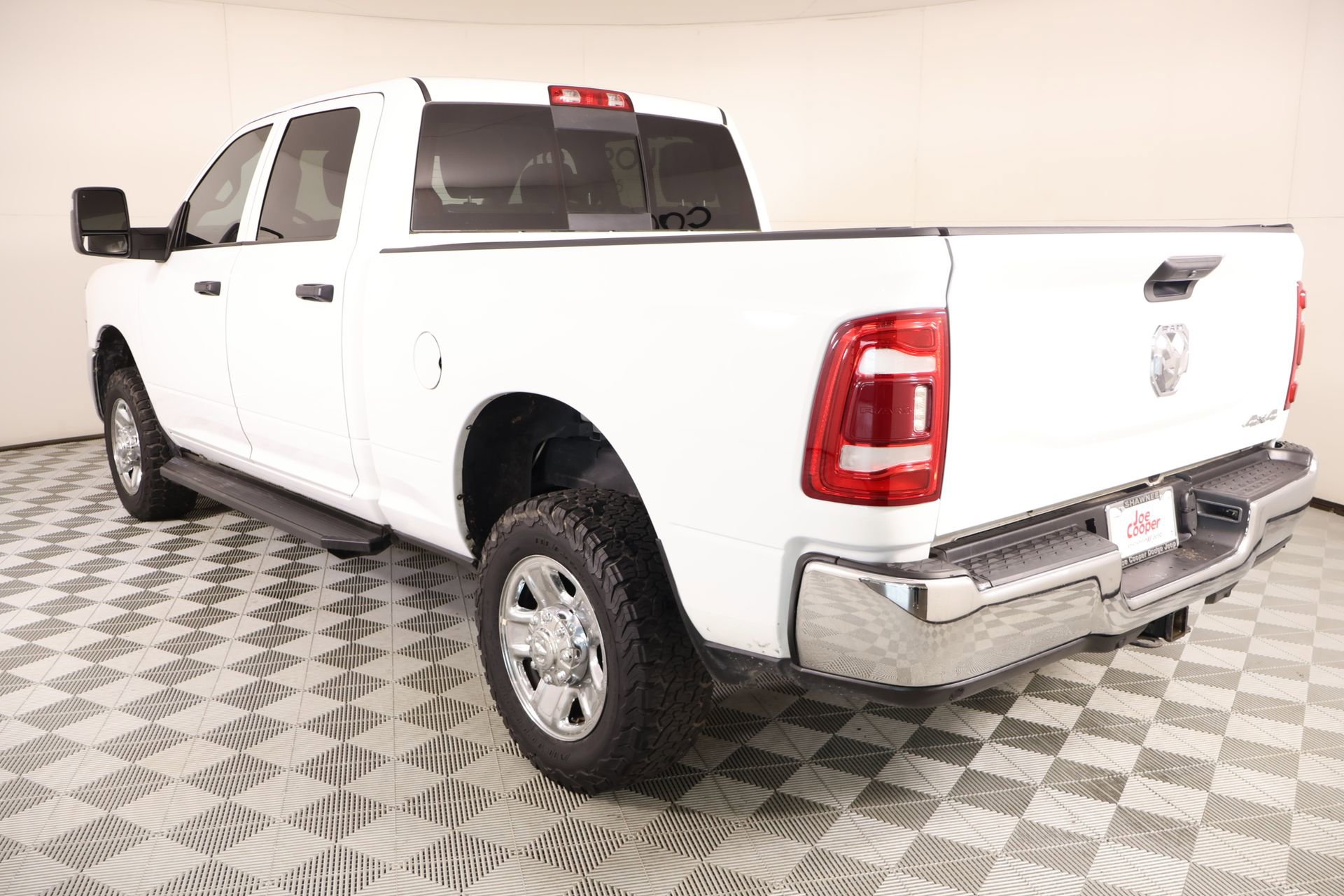 Used 2023 RAM 2500 Tradesman w/ Safety Group AWD/4WD image 23