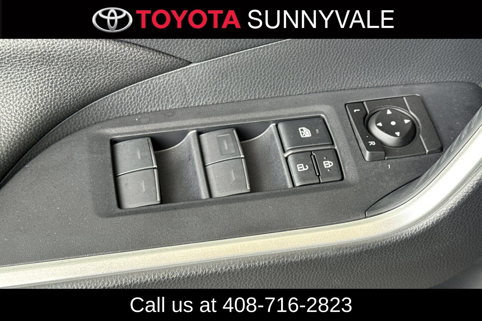 Used 2023 Toyota RAV4 XLE Premium AWD/4WD image 18