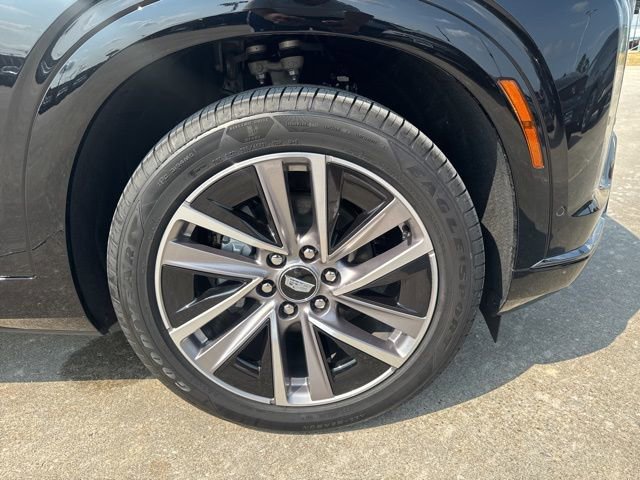 New 2026 Cadillac Vistiq Sport w/ LPO, Floor Liner Package image 11