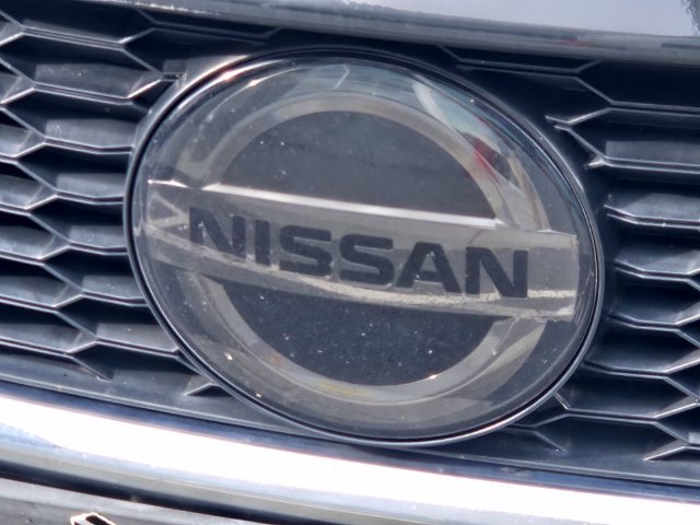 Used 2020 Nissan Versa S FWD image 11