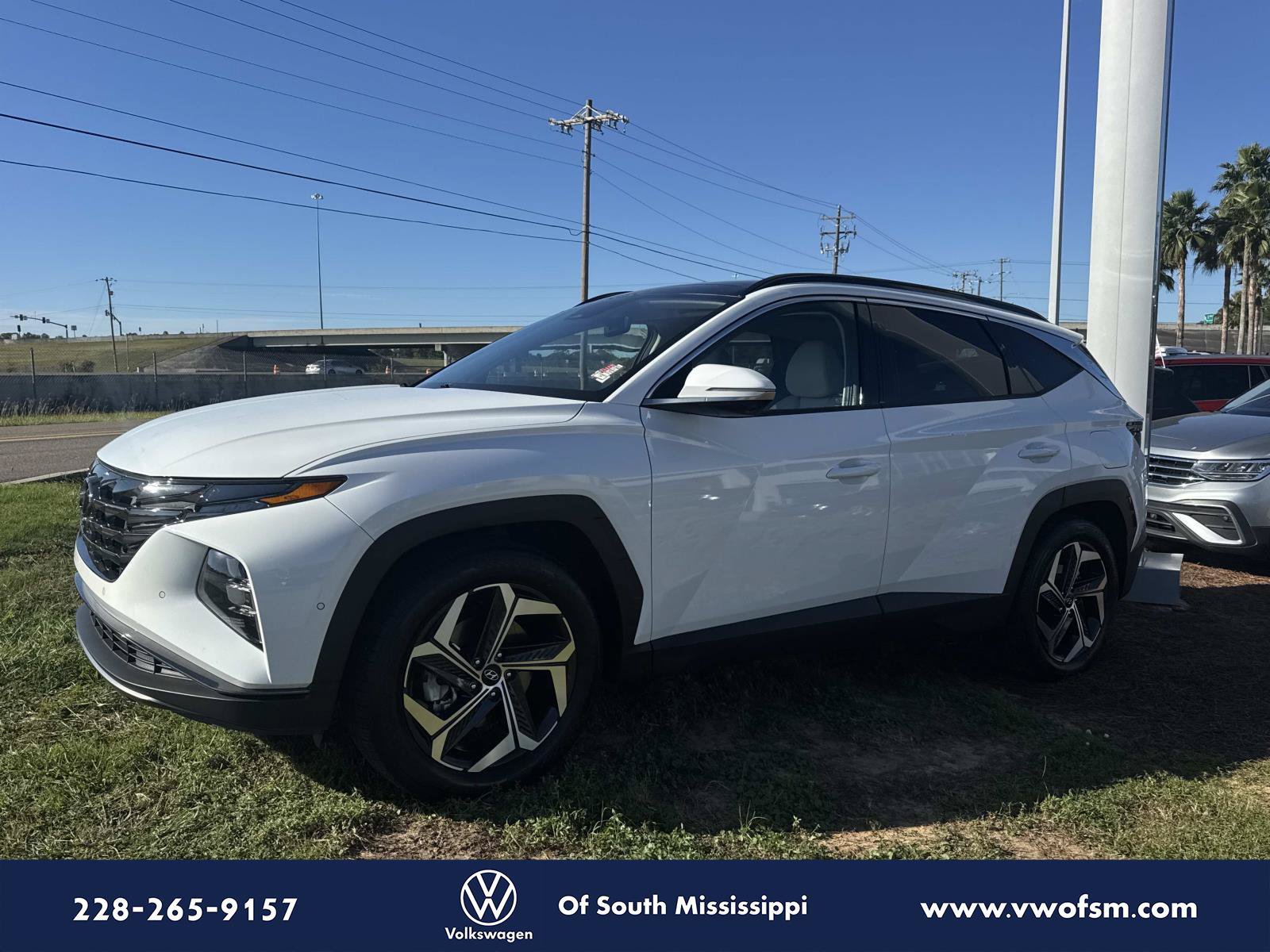 Used 2024 Hyundai Tucson Limited FWD image 1
