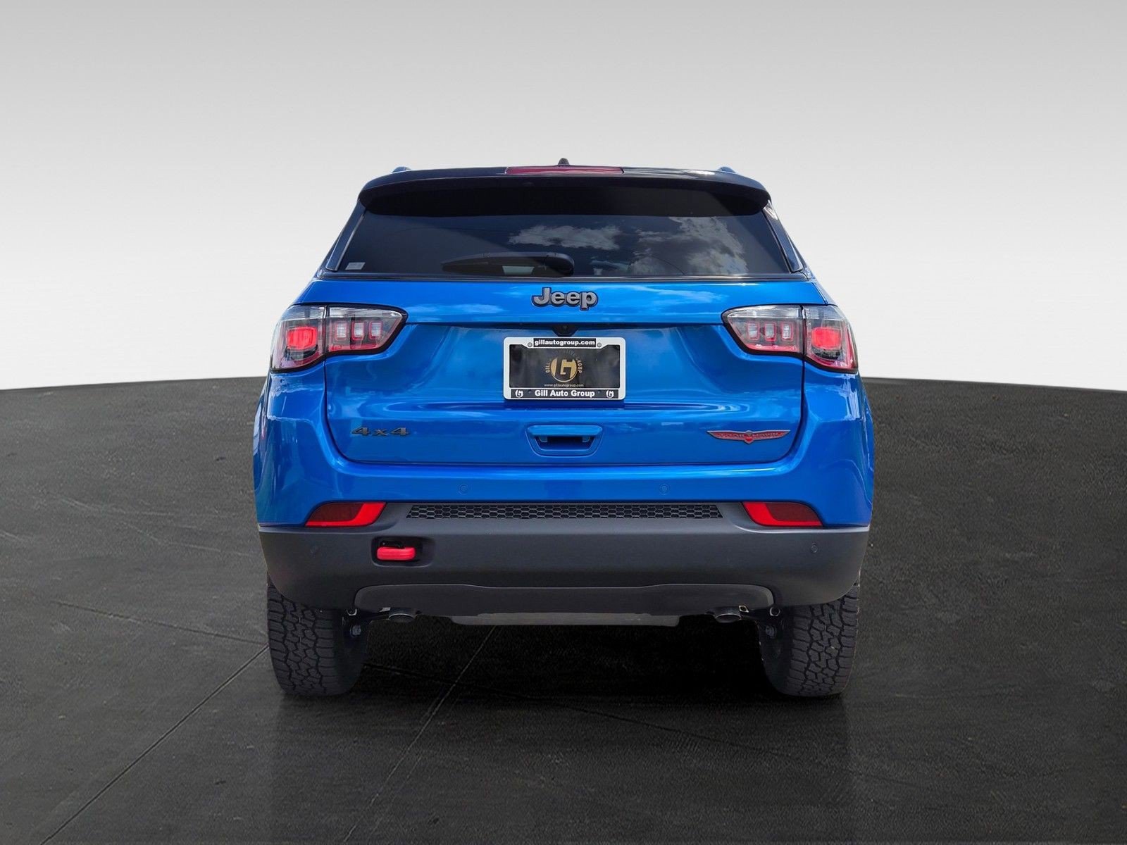 New 2026 Jeep Compass Trailhawk w/ Sun, Sound & Navigation Group AWD/4WD image 6