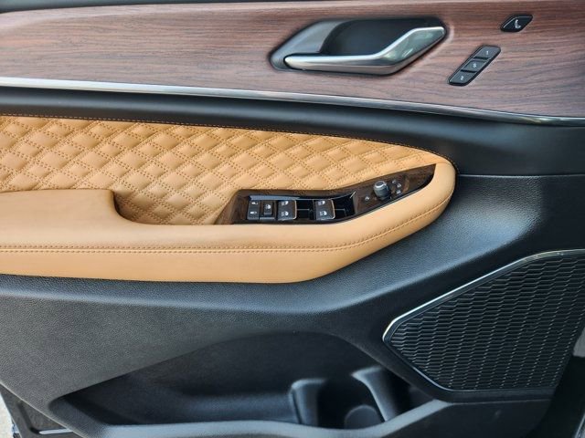 Used 2025 Jeep Grand Cherokee Summit image 26