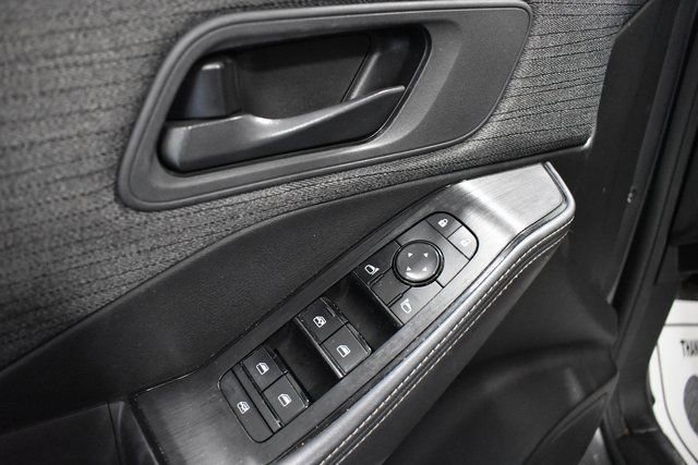 Used 2021 Nissan Rogue S image 14