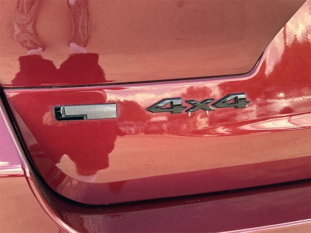 Used 2022 Jeep Grand Cherokee L Laredo image 11