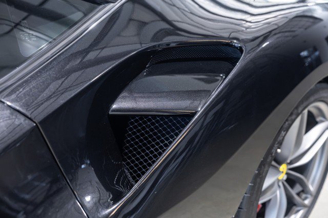 Used 2019 Ferrari 488 GTB RWD image 49