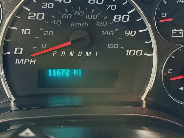 Used 2024 GMC Savana 2500 w/ Driver Convenience Package image 12