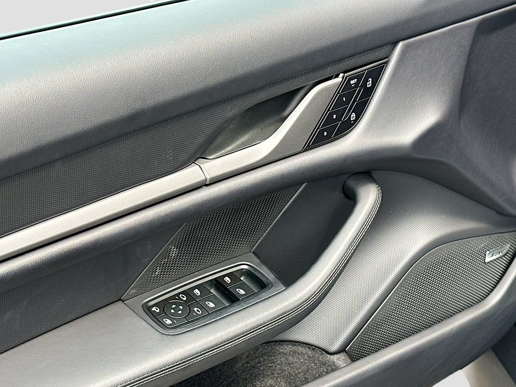 New 2026 Porsche Taycan 4S AWD/4WD image 20