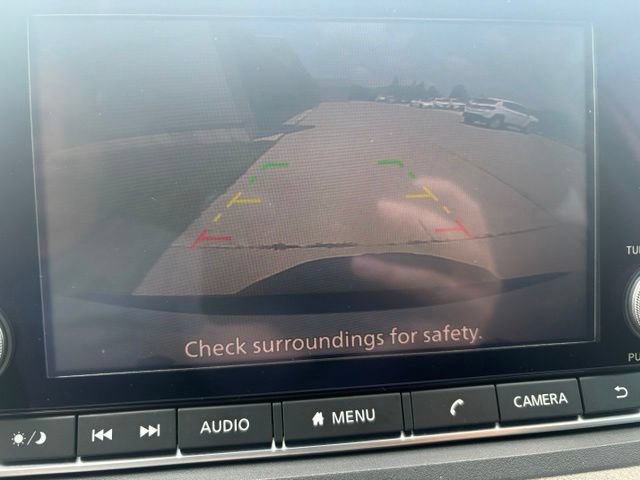 Used 2021 Nissan Rogue S FWD image 4