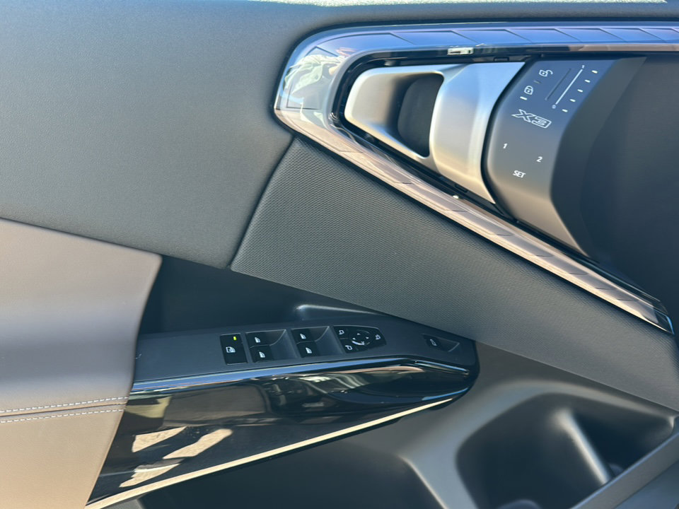 New 2026 BMW X3 xDrive30 w/ Premium Package image 13