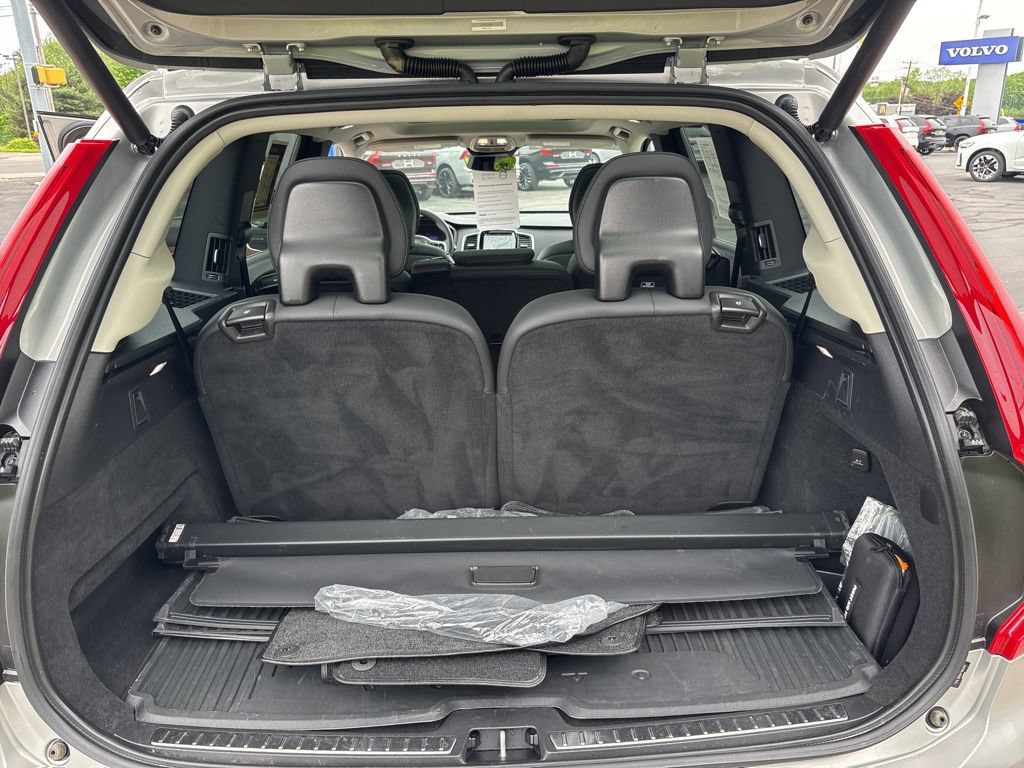 Certified 2023 Volvo XC90 B5 Plus w/ Protection Package Premier AWD/4WD image 39