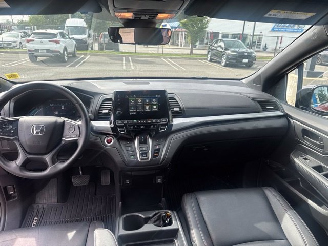 Used 2024 Honda Odyssey Sport image 16