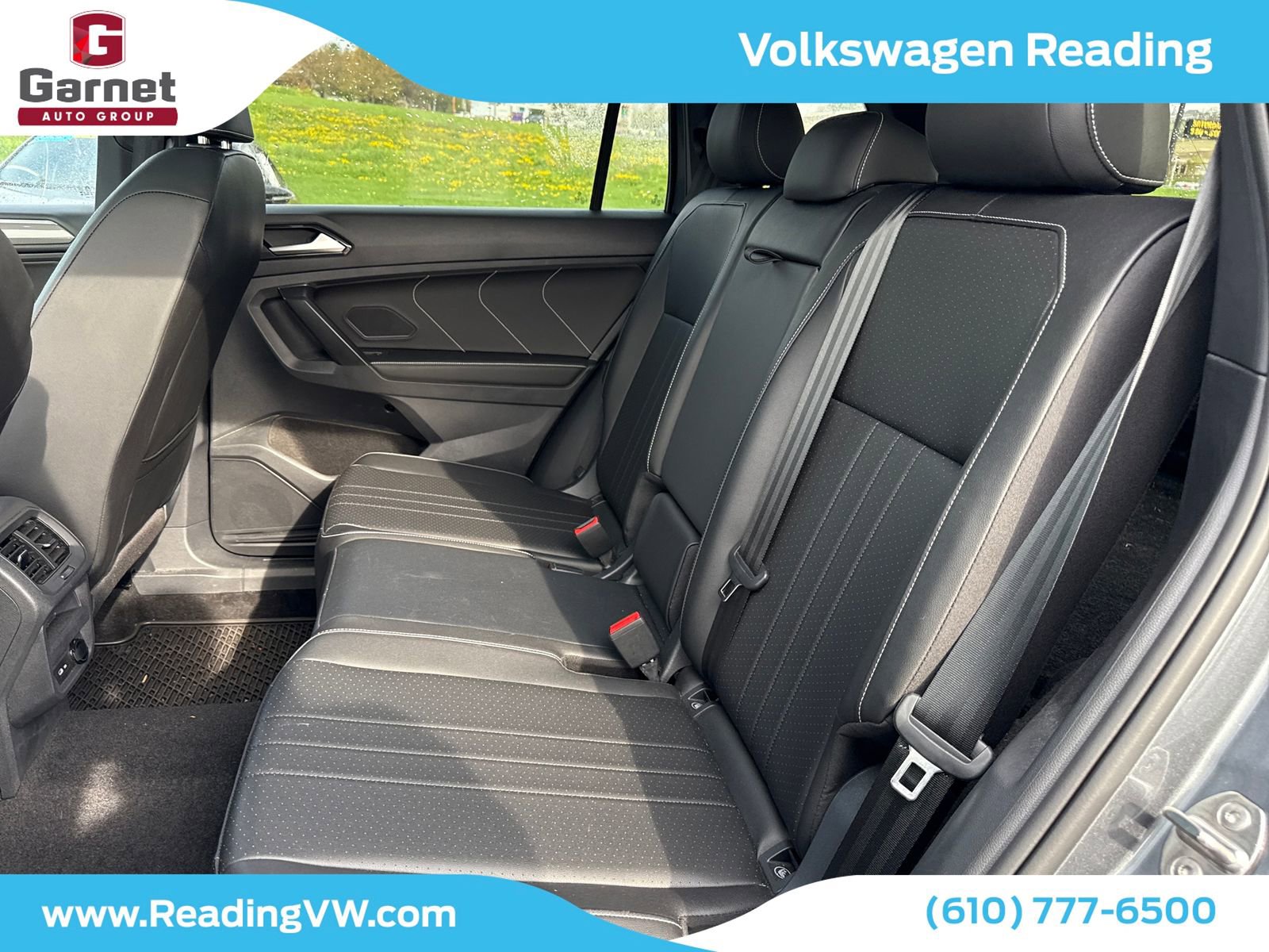 Used 2023 Volkswagen Tiguan SE R-Line image 13