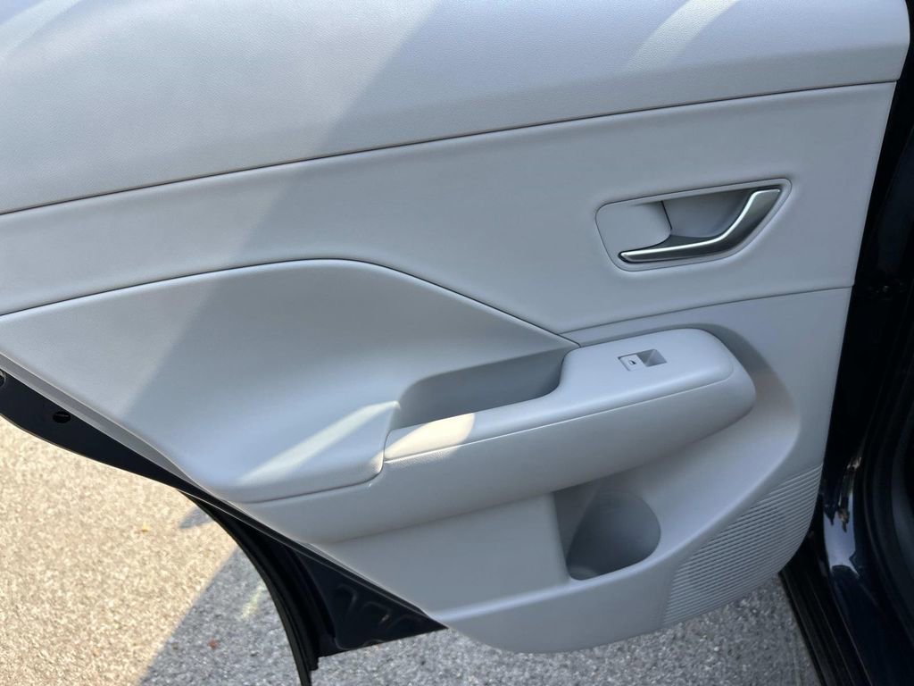 New 2026 Hyundai Kona SEL Premium image 20