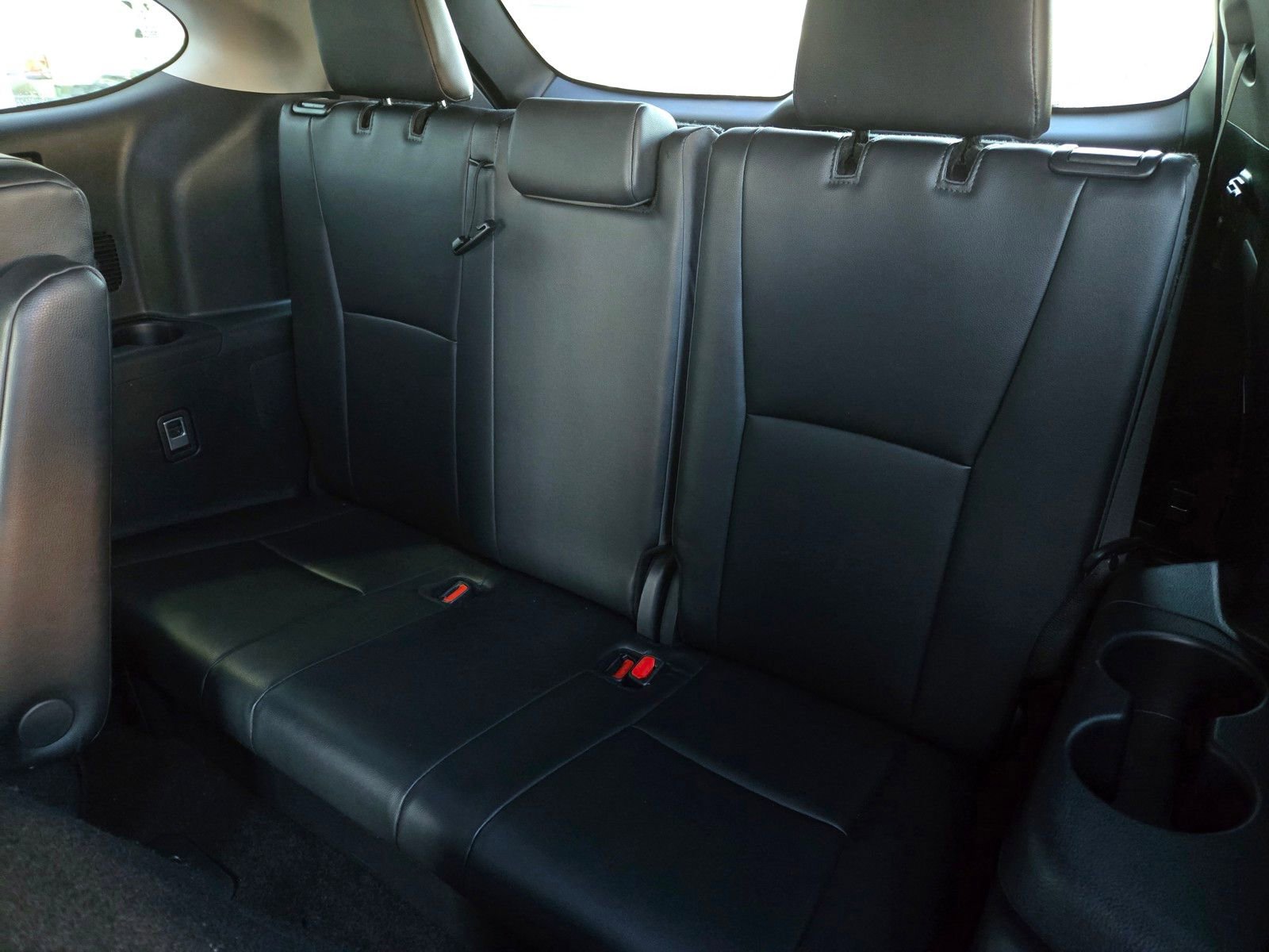 Certified 2024 Toyota Highlander XLE image 11