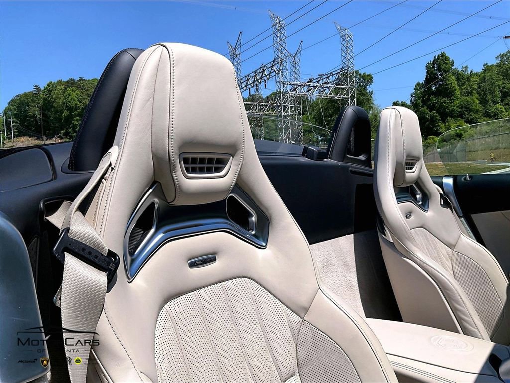 Used 2020 Mercedes-Benz AMG GT C image 26