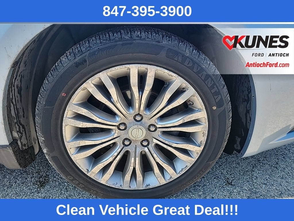 Used 2012 Chrysler 200 Limited FWD image 10
