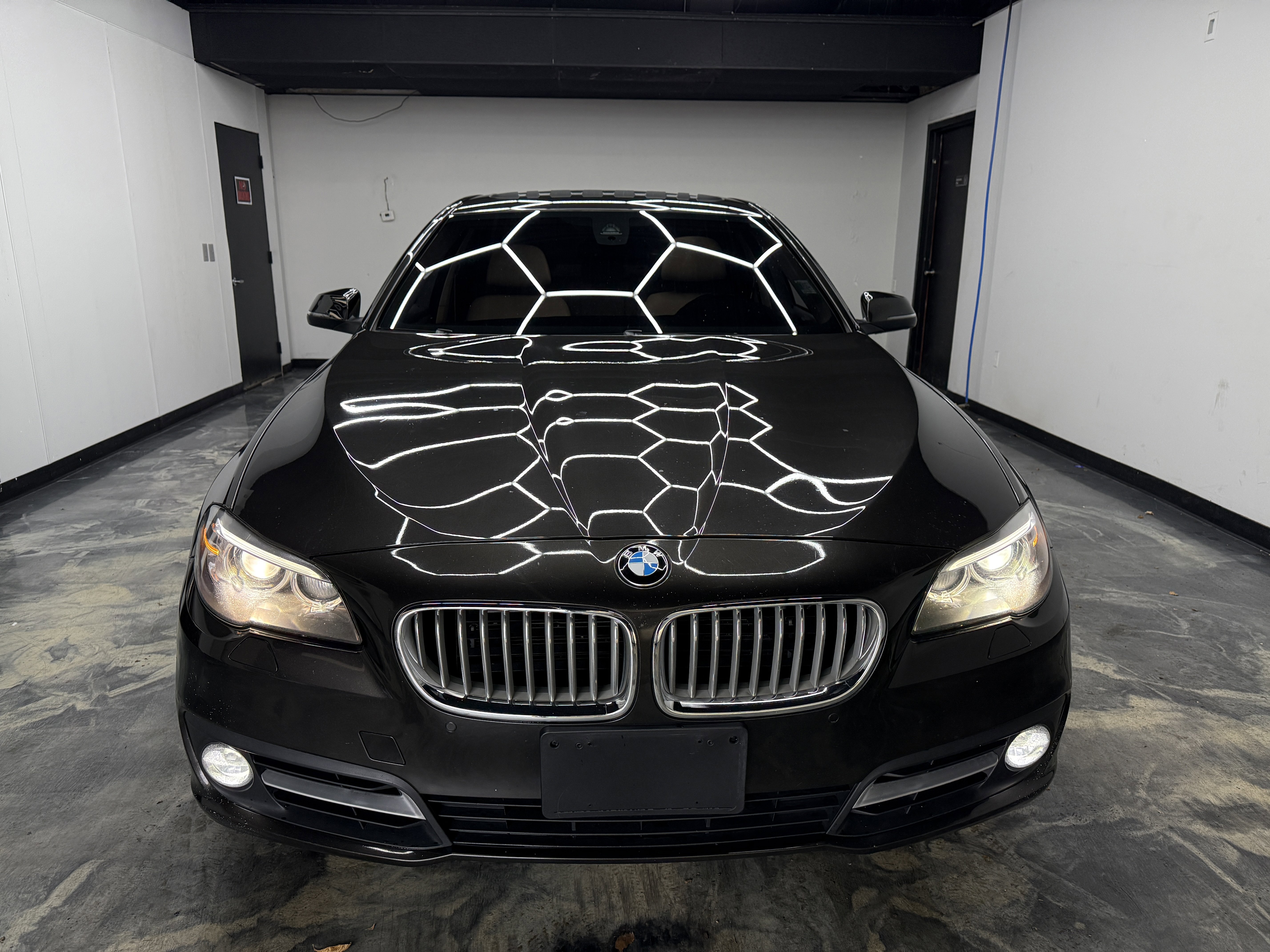 Used 2015 BMW 550i xDrive Sedan image 7