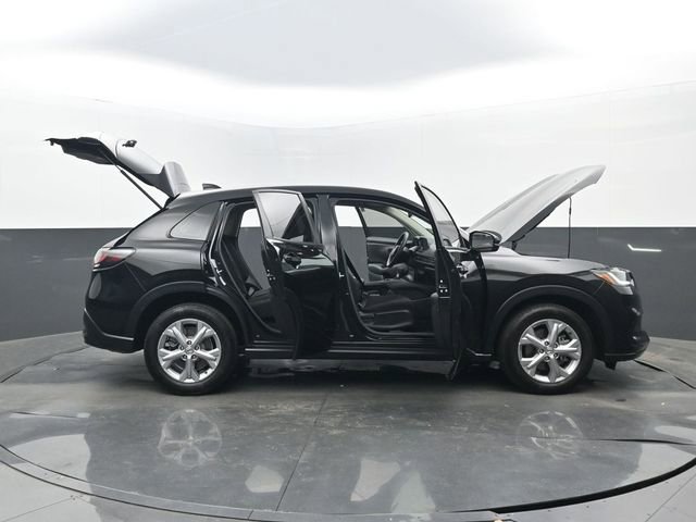 Used 2023 Honda HR-V LX image 33