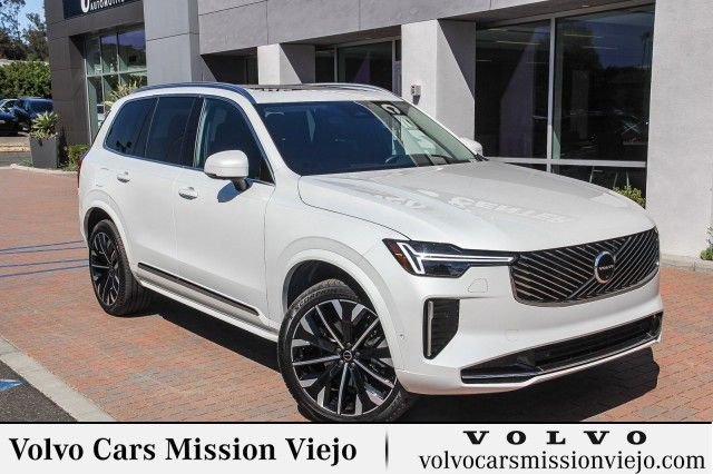 Used 2025 Volvo XC90 B6 Plus w/ Protection Package Premier