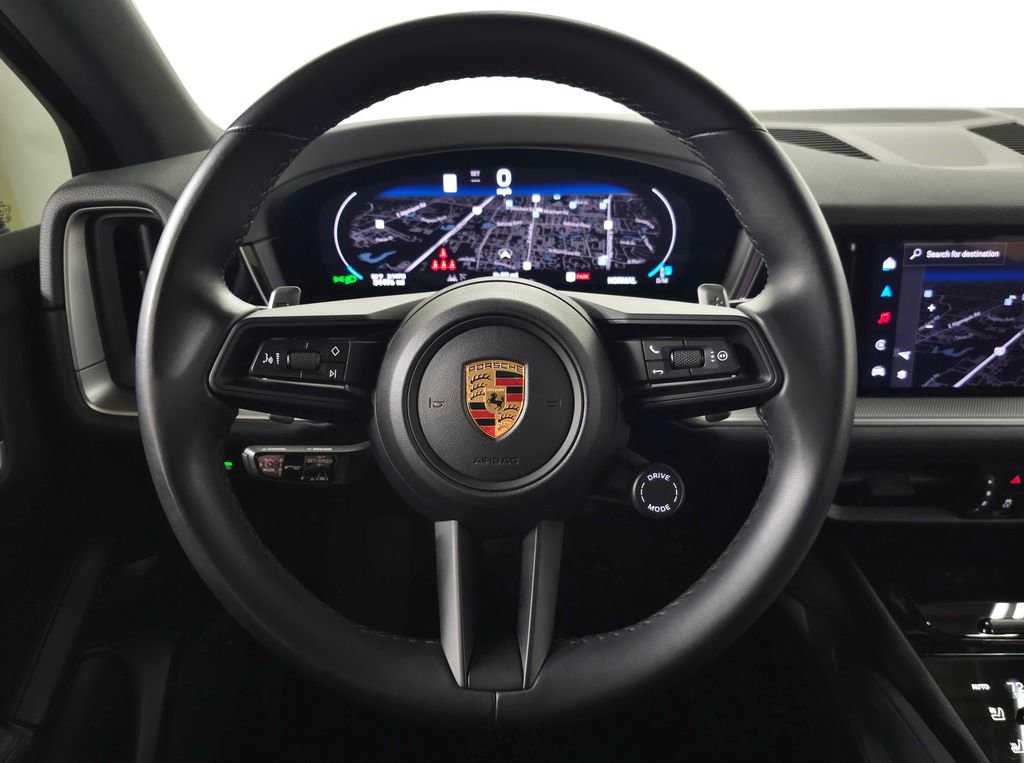 Used 2024 Porsche Cayenne AWD/4WD image 22