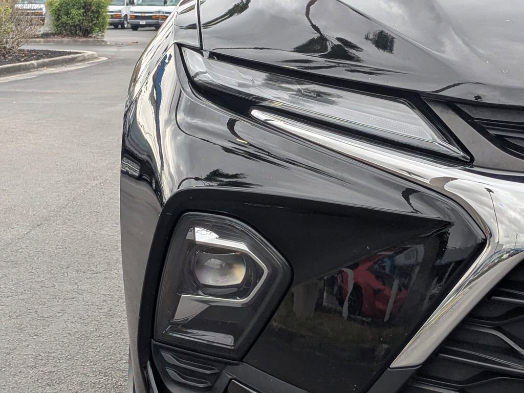 Used 2025 Chevrolet Blazer LT image 10