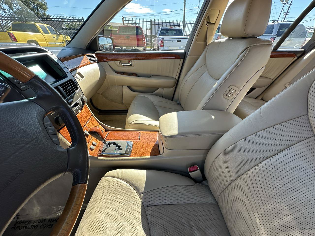 Used 2006 Lexus LS 430 w/ Modern Luxury Pkg RWD image 38