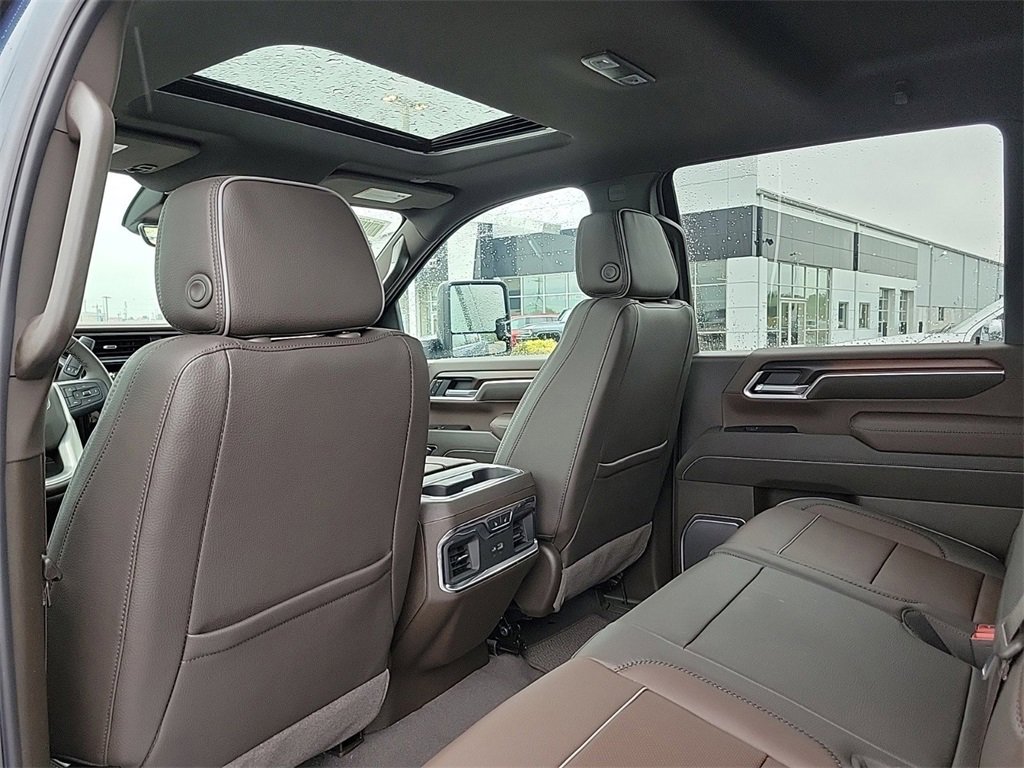 New 2026 GMC Sierra 2500 Denali w/ Denali Reserve Package image 12