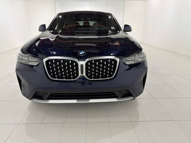 Used 2023 BMW X4 xDrive30i w/ Parking Assistance Package AWD/4WD image 8