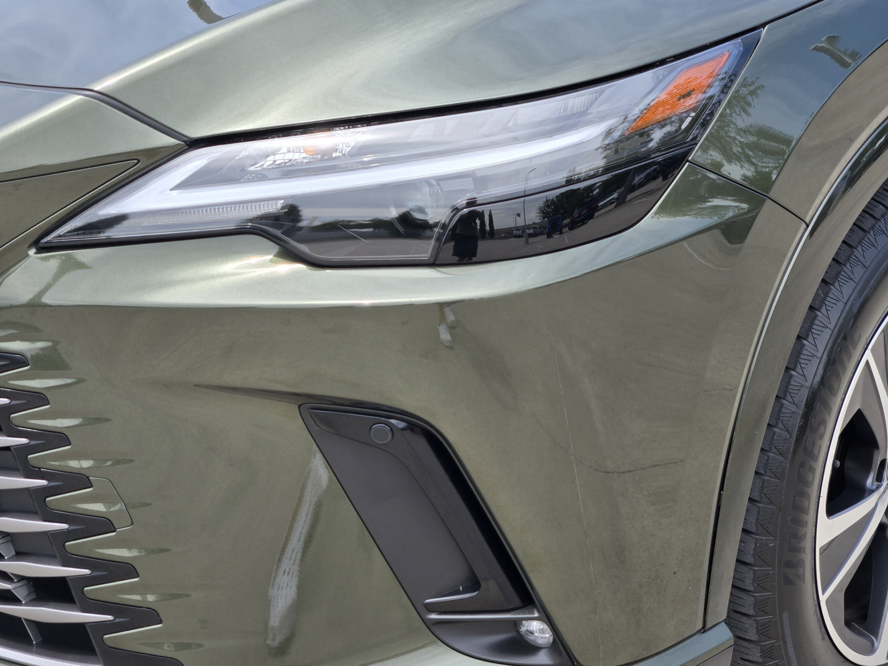 Used 2025 Lexus RX 350 Premium w/ Accessory Package (Z1) FWD image 34