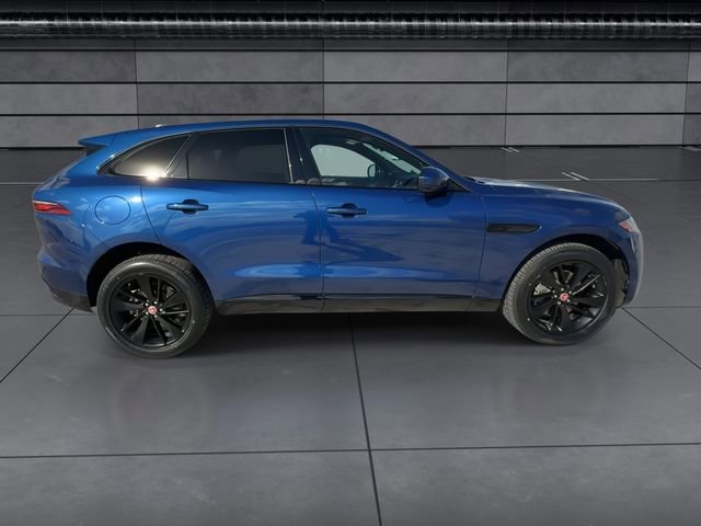 Used 2023 Jaguar F-PACE S image 9