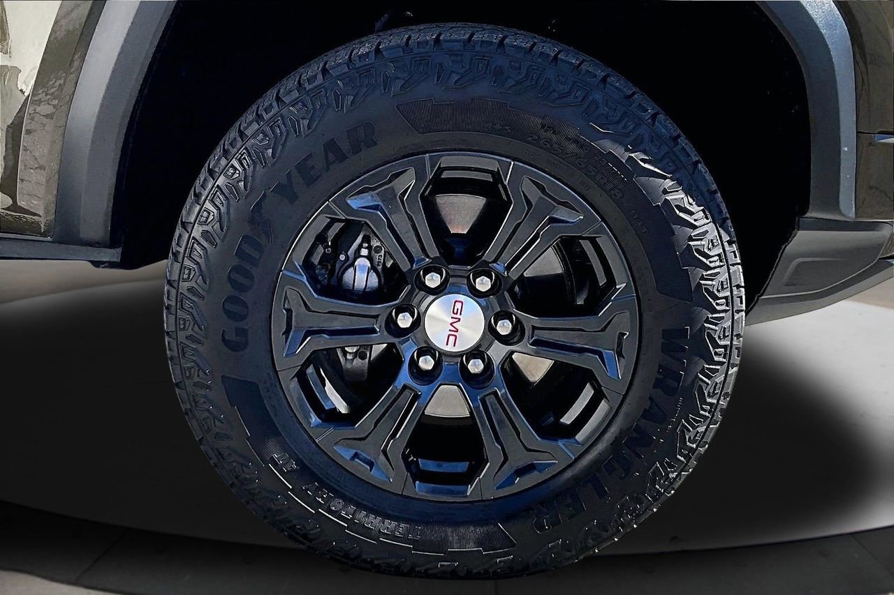 Used 2023 GMC Canyon Elevation w/ Elevation Premium Package image 33