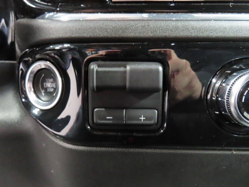 Used 2024 GMC Sierra 2500 SLE image 43