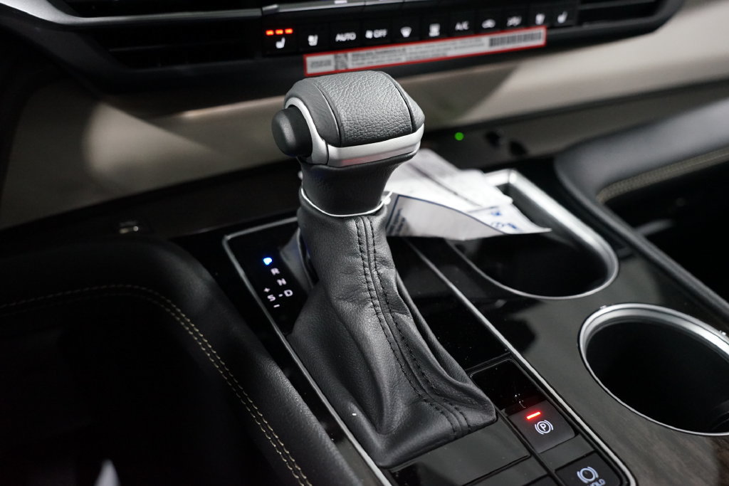 New 2026 Toyota Sienna Platinum AWD/4WD image 22