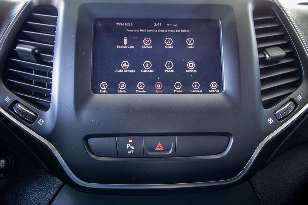 Used 2019 Jeep Cherokee Latitude Plus image 5