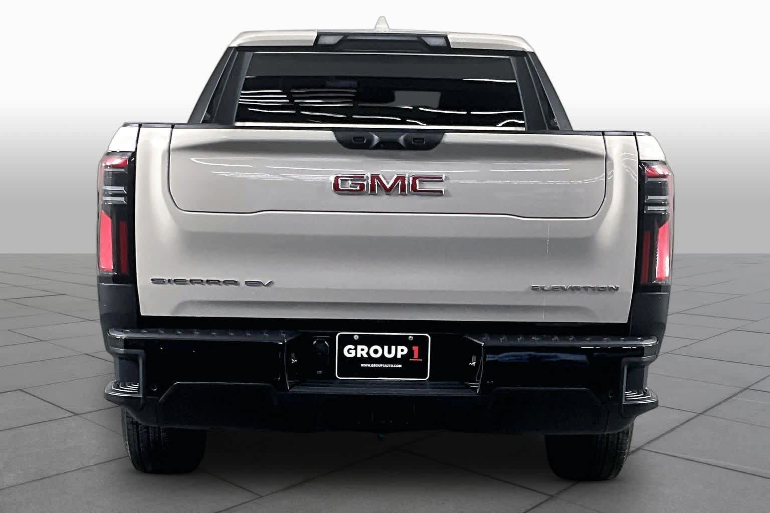 Used 2026 GMC Sierra EV Elevation AWD/4WD image 4