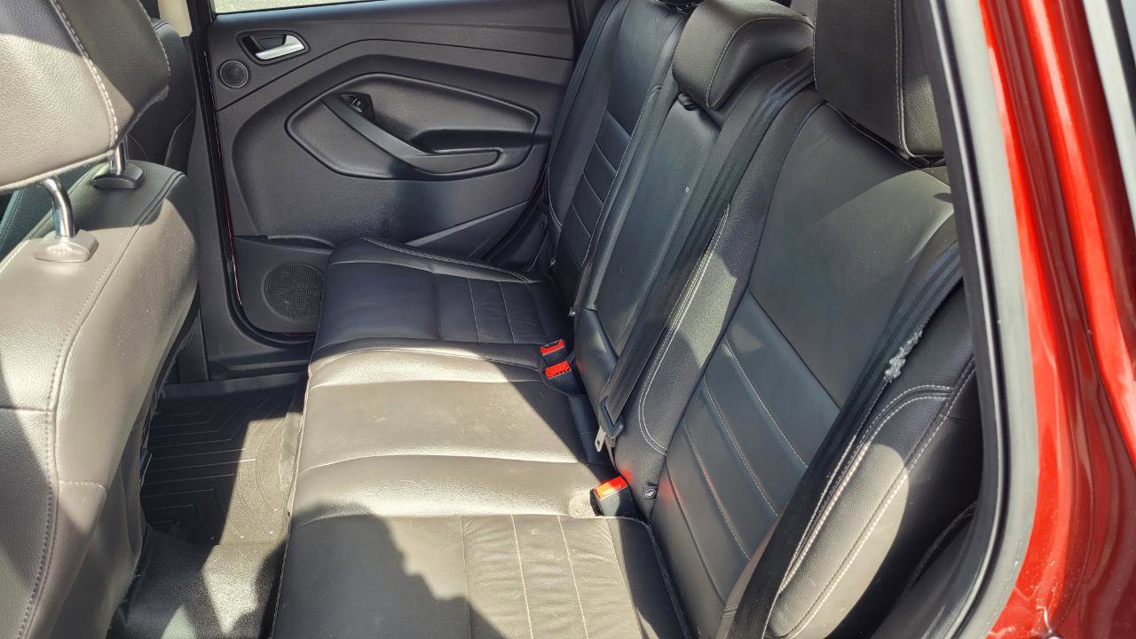 Used 2015 Ford Escape Titanium AWD/4WD image 15