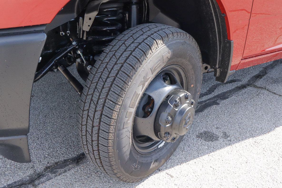New 2027 RAM 3500 Tradesman AWD/4WD image 13
