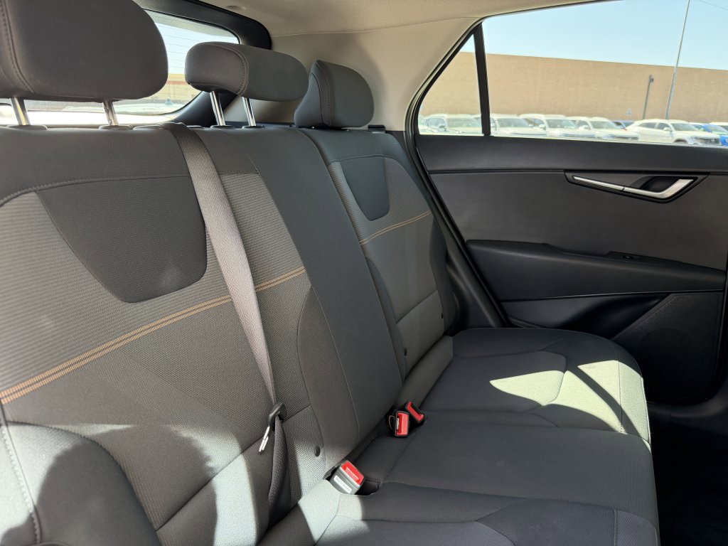 Used 2024 Kia Niro LX FWD image 39