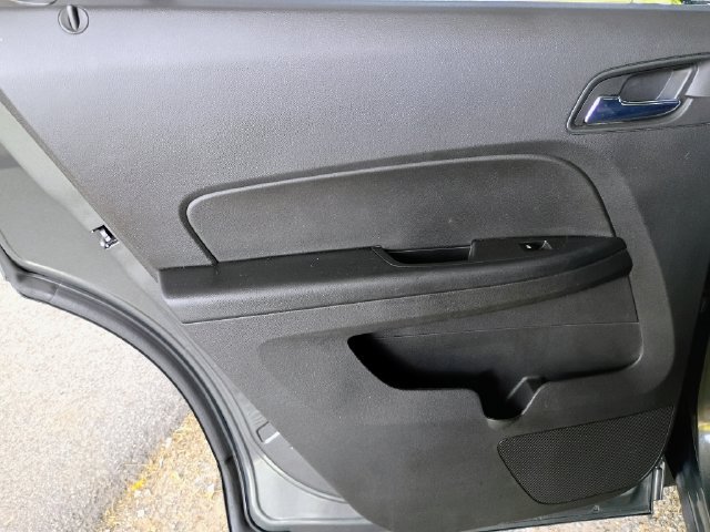 Used 2013 Chevrolet Equinox LT w/ Driver Convenience Package AWD/4WD image 65