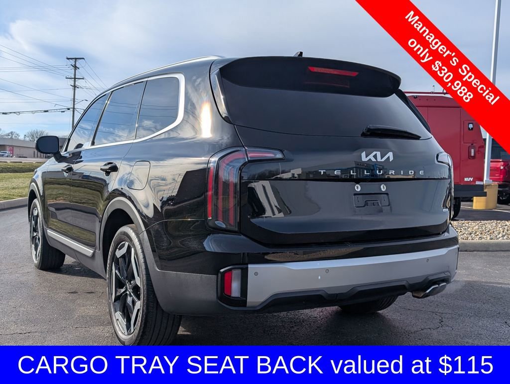 Used 2023 Kia Telluride EX w/ EX Captain's Chair Package image 5