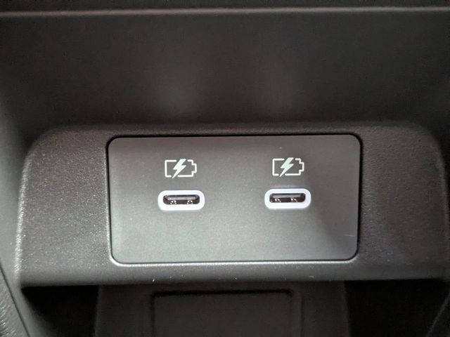 New 2026 Mitsubishi Outlander SE FWD image 16