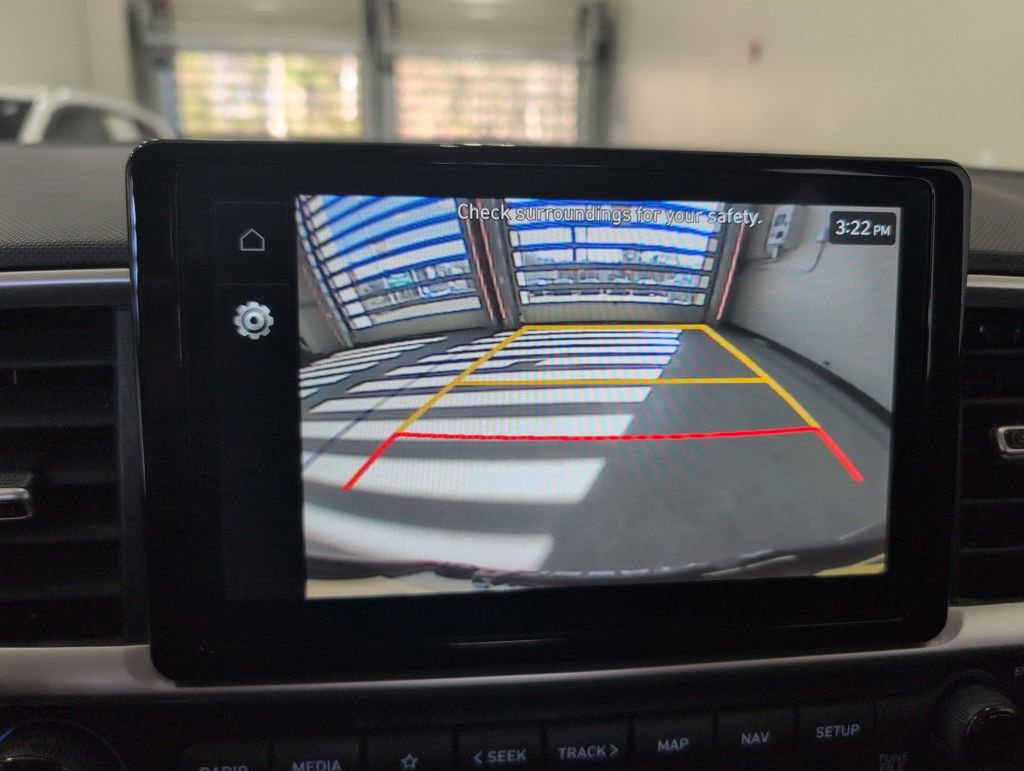 Certified 2023 Hyundai Venue Limited image 21