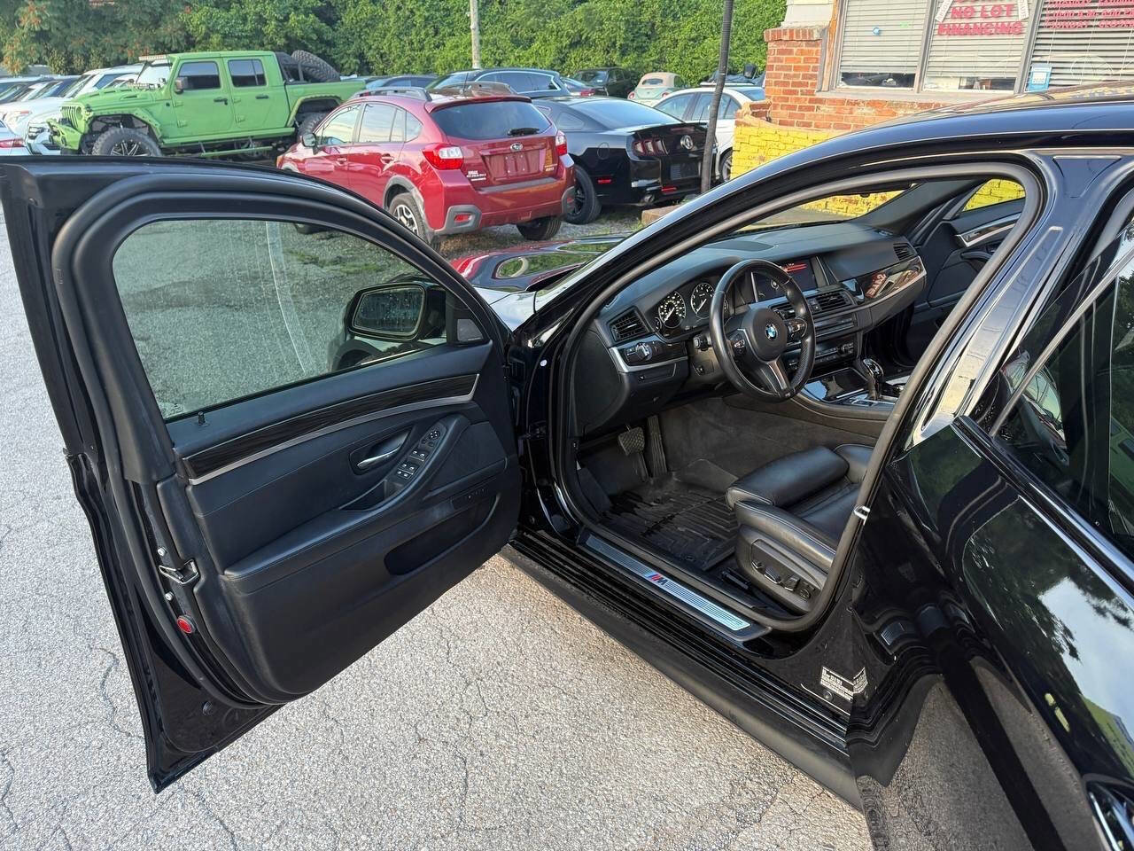 Used 2015 BMW 550i Sedan RWD image 10