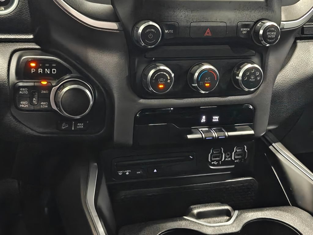 Used 2019 RAM 1500 Big Horn AWD/4WD image 9